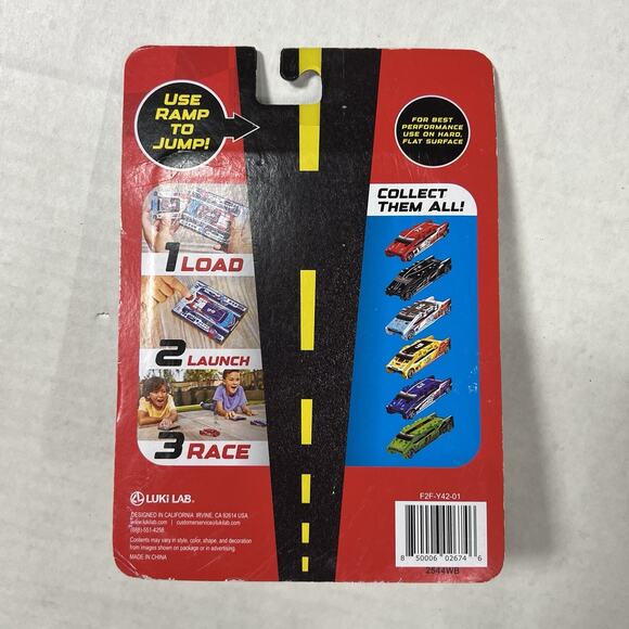 Original Flat 2 Fast Card Racers #42 Yellow & Launcher New - Picture 2 of 2